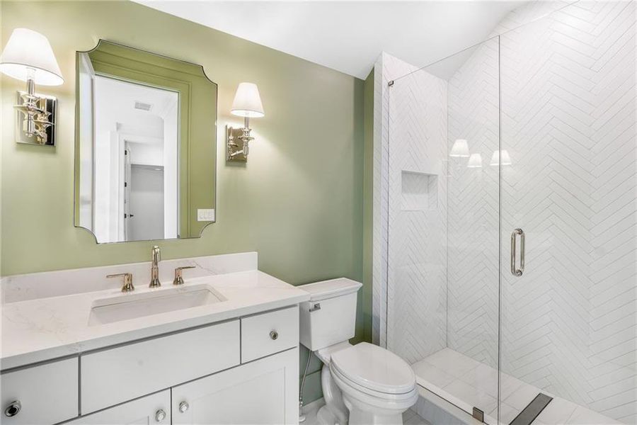 Furnished interior view inside a new home in , Atlanta (Image 19).