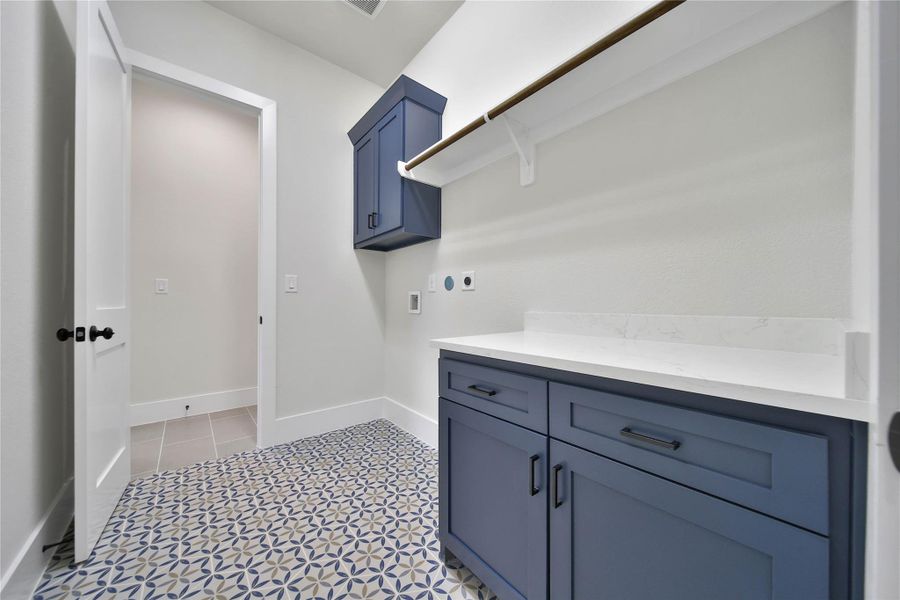 Furnished interior view inside a new home in High Meadow Estates, New Waverly (Image 17).