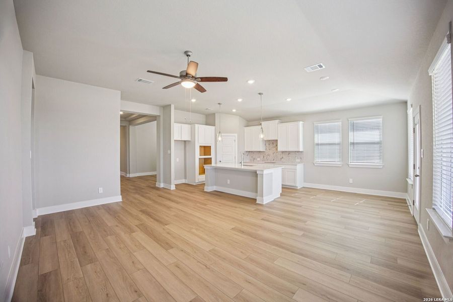 Spacious, unfurnished interior of a new home in Sagebrooke - Classic Series, San Antonio (Image 22).