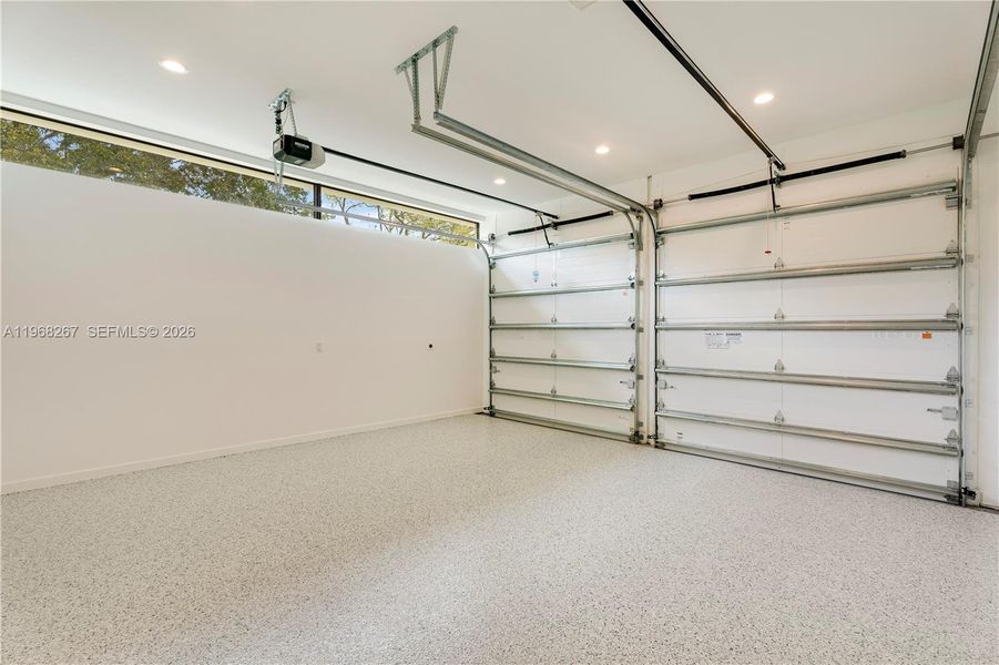 Spacious, unfurnished interior of a new home in , Miami (Image 22).