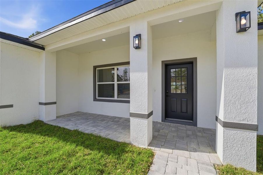 Exterior details and patio area of a home in , Citrus Springs (Image 3). Exterior details and patio area of a home in , Citrus Springs (Image 3).