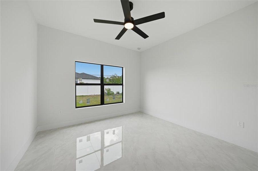 Spacious, unfurnished interior of a new home in , Englewood (Image 44).