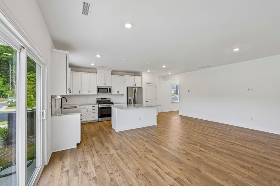 Spacious, unfurnished interior of a new home in Forestville Station, Wake Forest (Image 13).