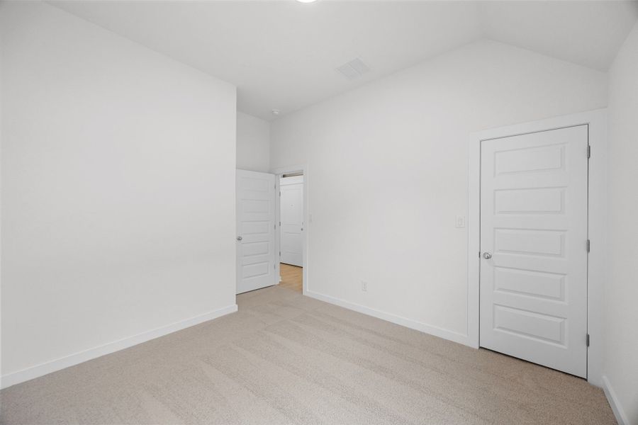 Spacious, unfurnished interior of a new home in Prairie Winds, Hutto (Image 29).