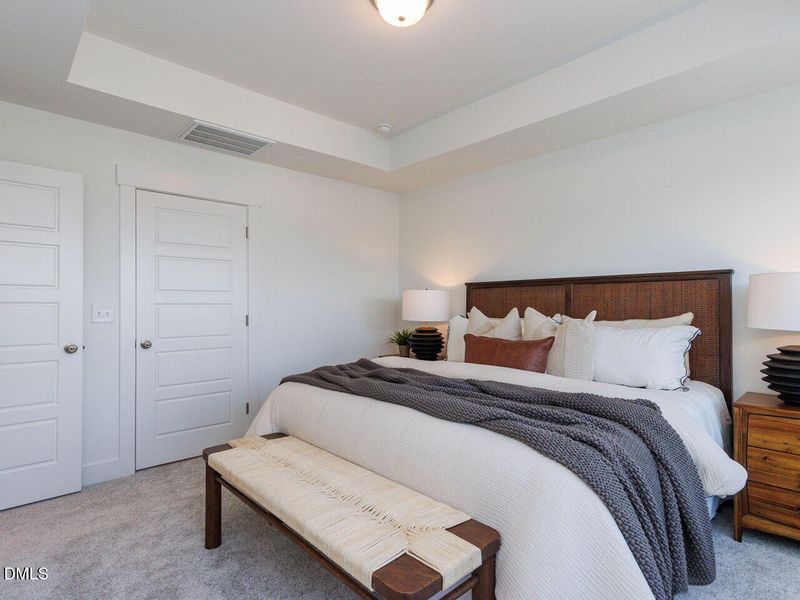 027-1280x960-primary-bedroom 027-1280x960-primary-bedroom