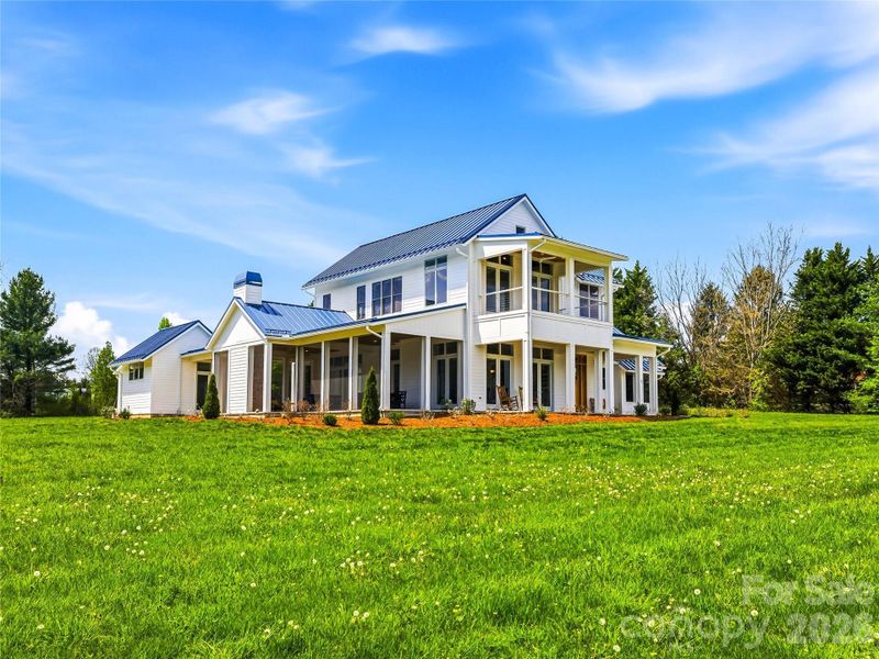 3.47 acres allow you to build your dream lifestyle estate.