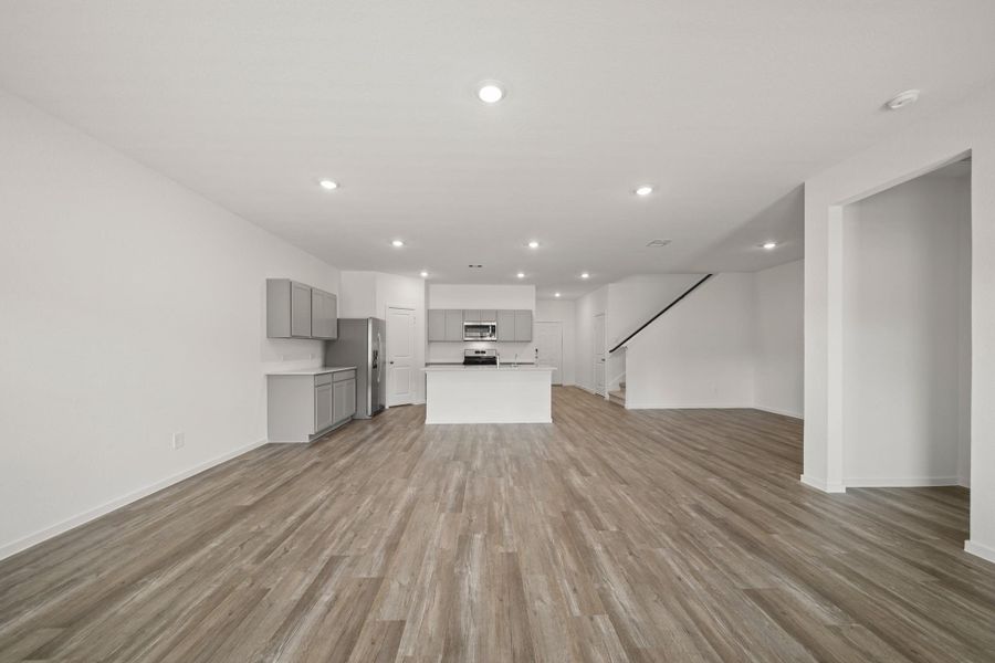 Spacious, unfurnished interior of a new home in Grand Pines, Magnolia (Image 18). Spacious, unfurnished interior of a new home in Grand Pines, Magnolia (Image 18).