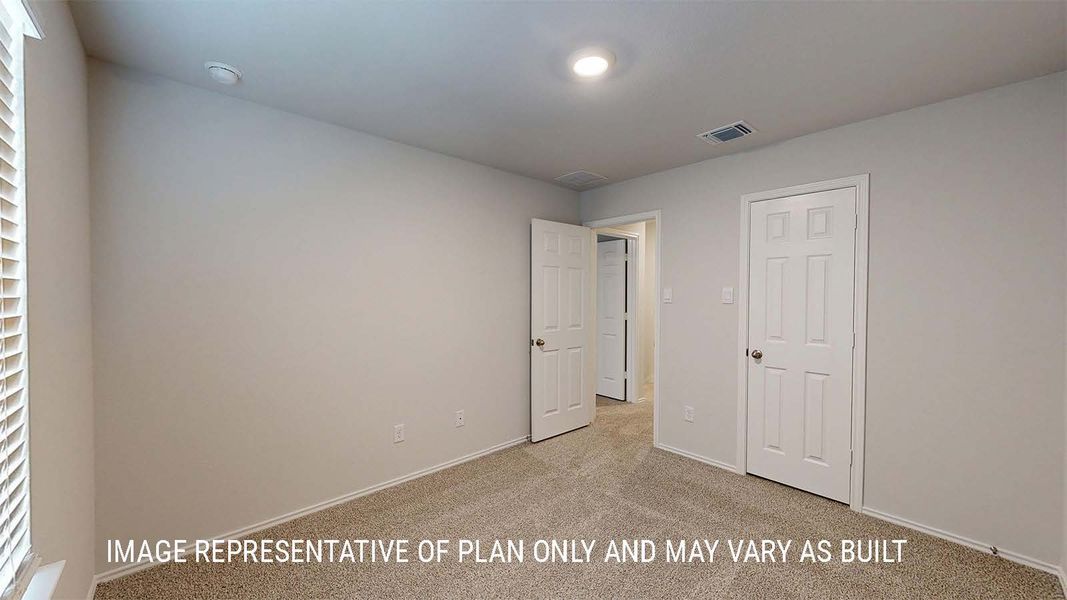 Spacious, unfurnished interior of a new home in Turnbo Ranch, Killeen (Image 28).