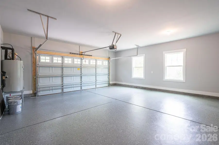 Spacious, unfurnished interior of a new home in , Maiden (Image 40).