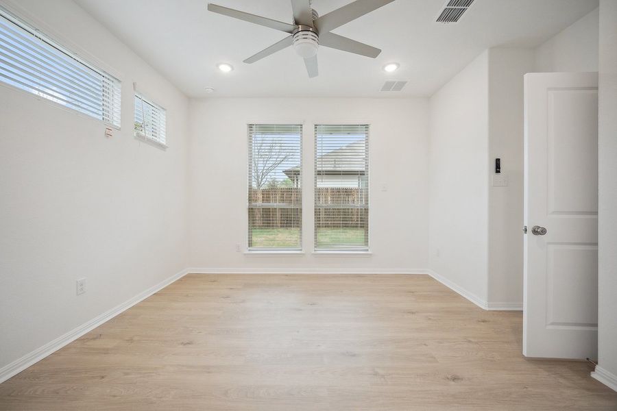 Spacious, unfurnished interior of a new home in The Hills of Bear Creek, Manchaca (Image 20). Spacious, unfurnished interior of a new home in The Hills of Bear Creek, Manchaca (Image 20).