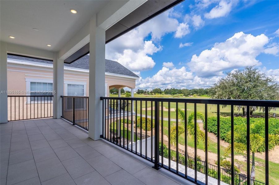 Exterior details and patio area of a home in Reunion Resort, Reunion (Image 28).