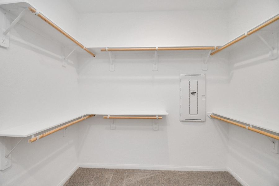 Spacious, unfurnished interior of a new home in Elyson, Katy (Image 17).