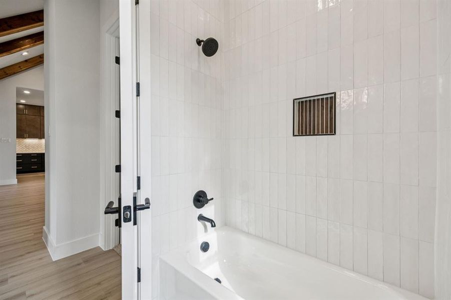 Close-up of interior finishes inside a home in , Weatherford (Image 14). Close-up of interior finishes inside a home in , Weatherford (Image 14).