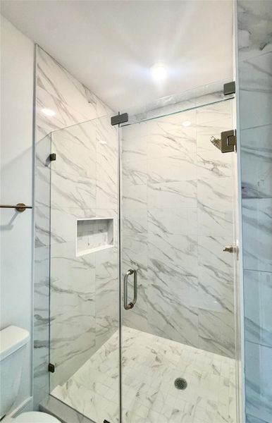 SECONDARY SHOWER SECONDARY SHOWER