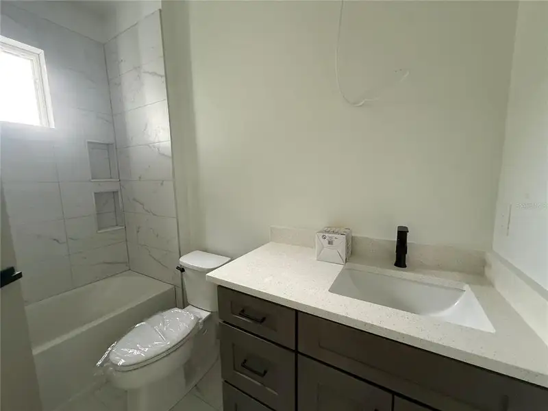 Furnished interior view inside a new home in , Orlando (Image 4).