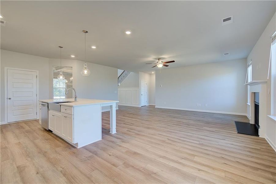 Spacious, unfurnished interior of a new home in , Hampton (Image 19).