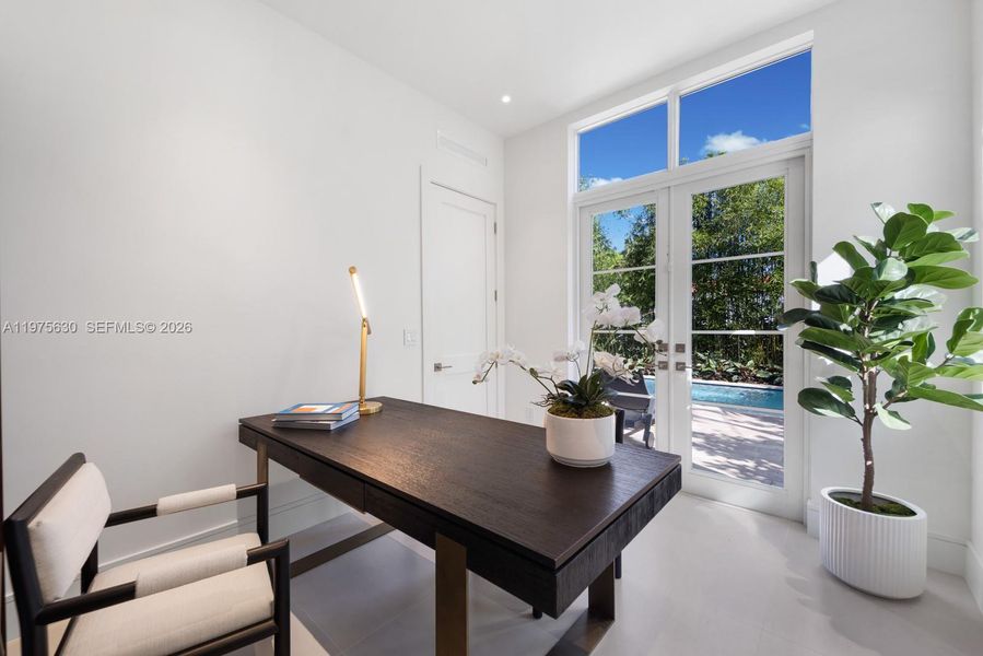 Furnished interior view inside a new home in , Coral Gables (Image 39).