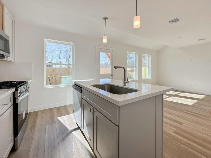 Furnished interior view inside a new home in , Conroe (Image 10).