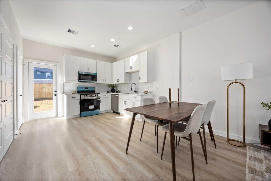 IMAGE NOT OF PROPERTY. PROPERTY WILL LOOK SIMILAR IMAGE NOT OF PROPERTY. PROPERTY WILL LOOK SIMILAR