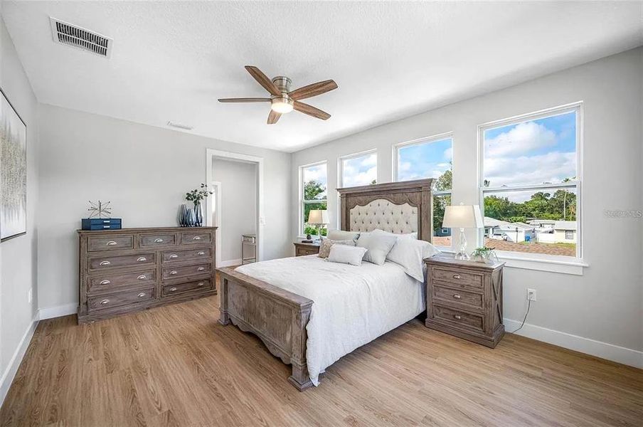 Furnished interior view inside a new home in , St. Petersburg (Image 29).