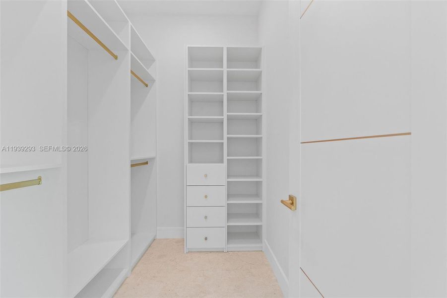 Spacious, unfurnished interior of a new home in , Islamorada, Village of Islands (Image 22). Spacious, unfurnished interior of a new home in , Islamorada, Village of Islands (Image 22).