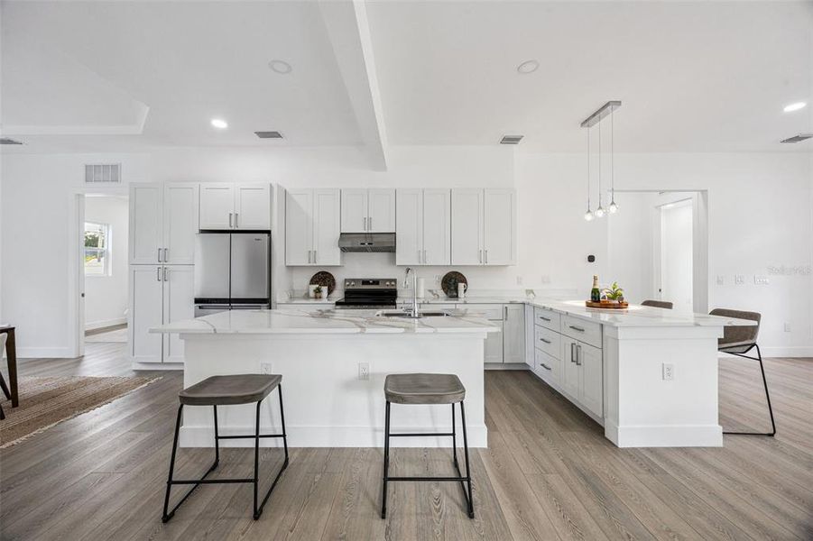 Furnished interior view inside a new home in , Orlando (Image 17).