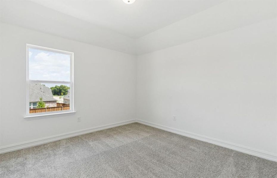 Spacious secondary bedroom Spacious secondary bedroom