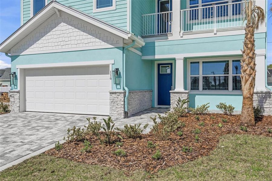 Exterior details and patio area of a home in Beachview Cove, Ormond Beach (Image 30).