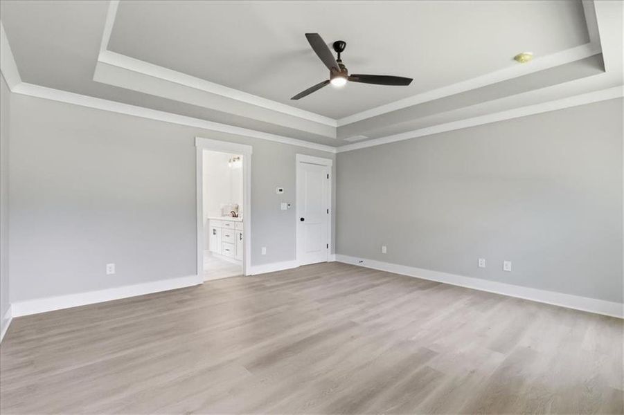 Spacious, unfurnished interior of a new home in , Monroe (Image 51).