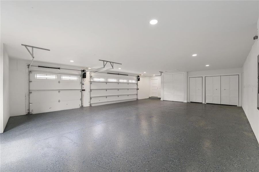 Spacious, unfurnished interior of a new home in , Brooksville (Image 51).