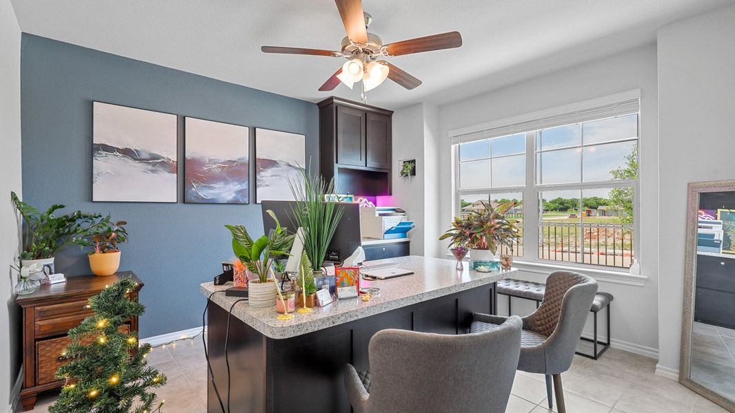 Furnished interior view inside a new home in Rosewood at Beltmill, Fort Worth (Image 33). Furnished interior view inside a new home in Rosewood at Beltmill, Fort Worth (Image 33).