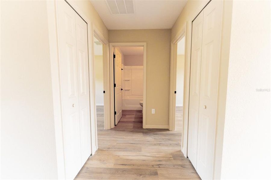 Spacious, unfurnished interior of a new home in , Ocklawaha (Image 34).
