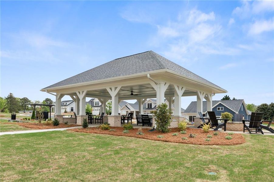 Community amenity available to residents of The Courtyards of Franklin Goldmine in Cumming (Image 11).