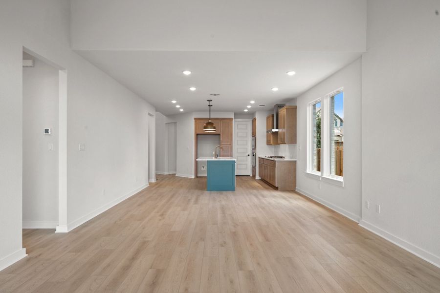 Spacious, unfurnished interior of a new home in Heritage, Dripping Springs (Image 21). Spacious, unfurnished interior of a new home in Heritage, Dripping Springs (Image 21).