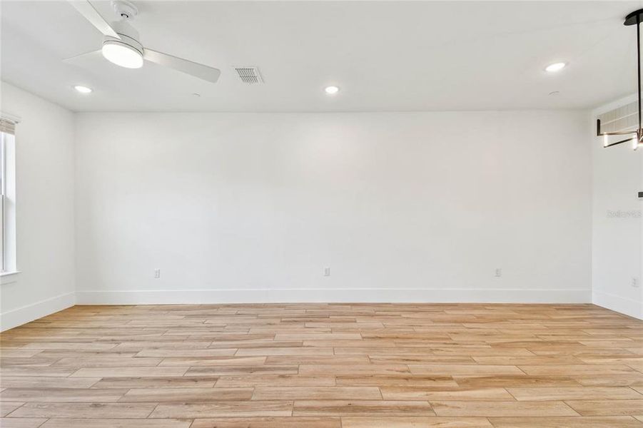 Spacious, unfurnished interior of a new home in Townes at Northlake, Oviedo (Image 19). Spacious, unfurnished interior of a new home in Townes at Northlake, Oviedo (Image 19).