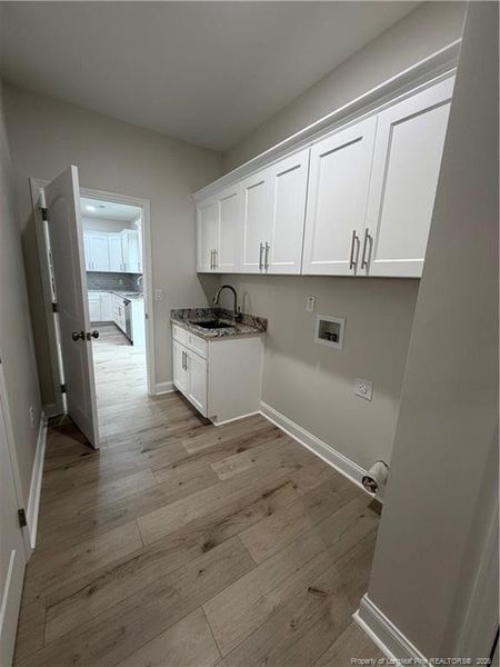 Laundry Room w Sink