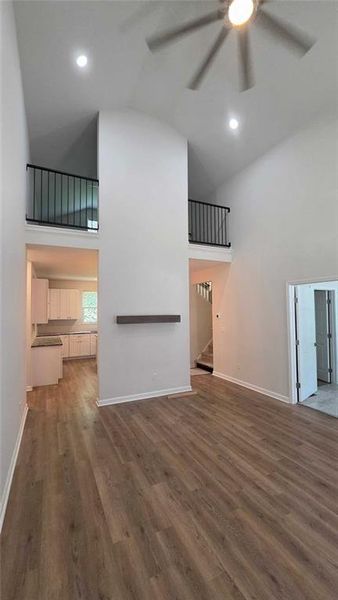 Spacious, unfurnished interior of a new home in , Cartersville (Image 7).