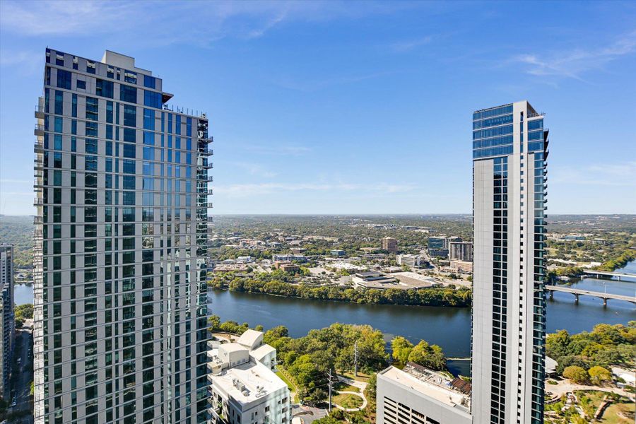 Condo located in Austin, TX showcasing its design and architecture (Image 3). Condo located in Austin, TX showcasing its design and architecture (Image 3).