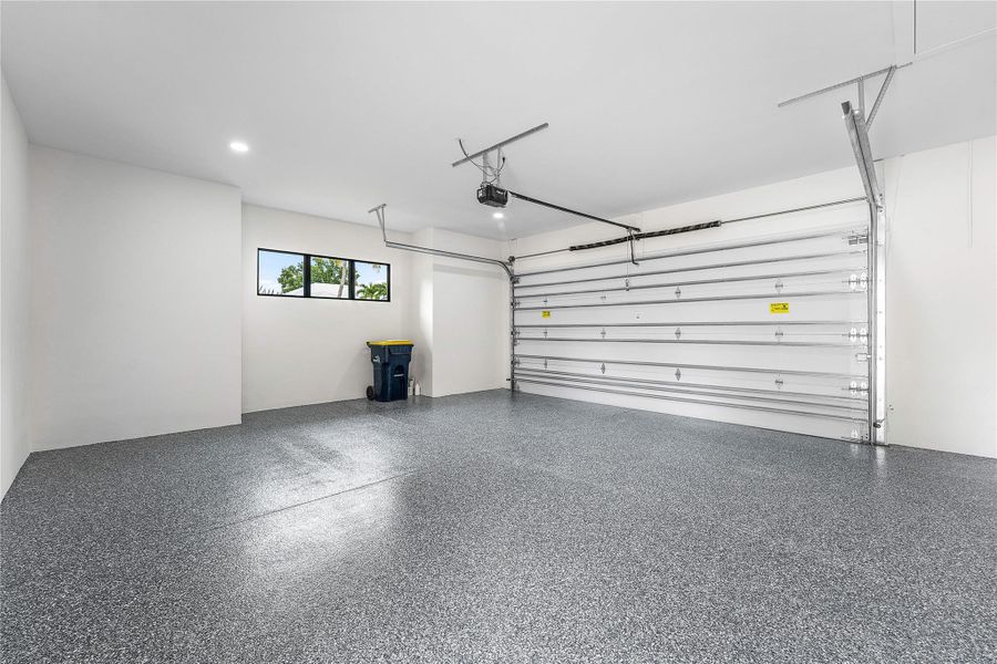 Spacious, unfurnished interior of a new home in , Stuart (Image 17).