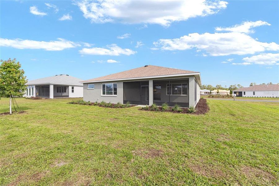 Exterior details and patio area of a home in , Ocala (Image 3).