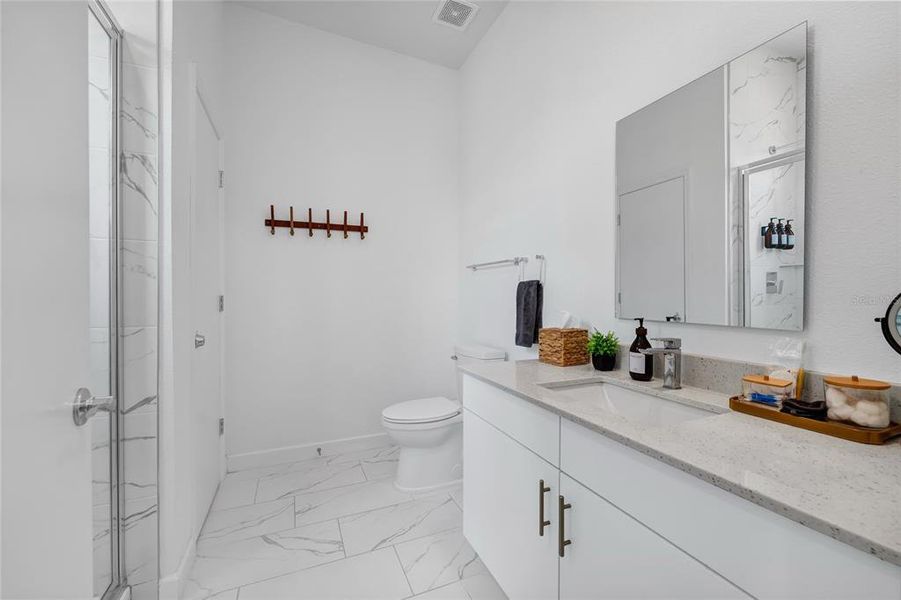 Furnished interior view inside a new home in , Davenport (Image 16).