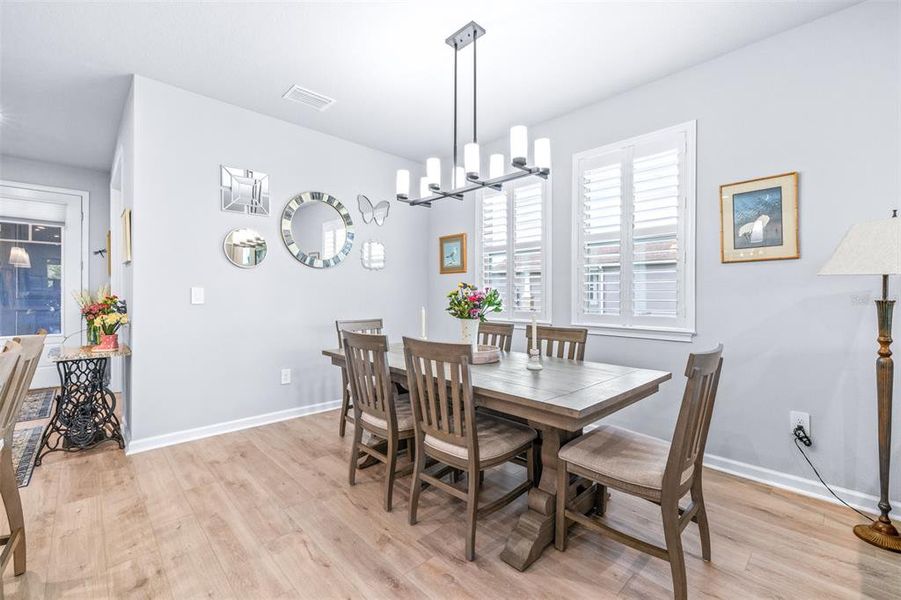 Furnished interior view inside a new home in , Wesley Chapel (Image 12).