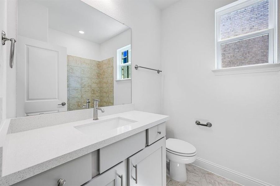 Furnished interior view inside a new home in Stoneridge, Melissa (Image 10).
