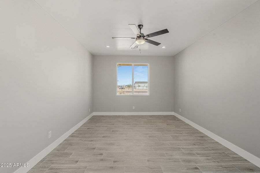 ListerPros-19 ListerPros-19