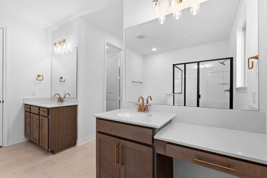 Furnished interior view inside a new home in Sunterra Lakes, Brookshire (Image 10).