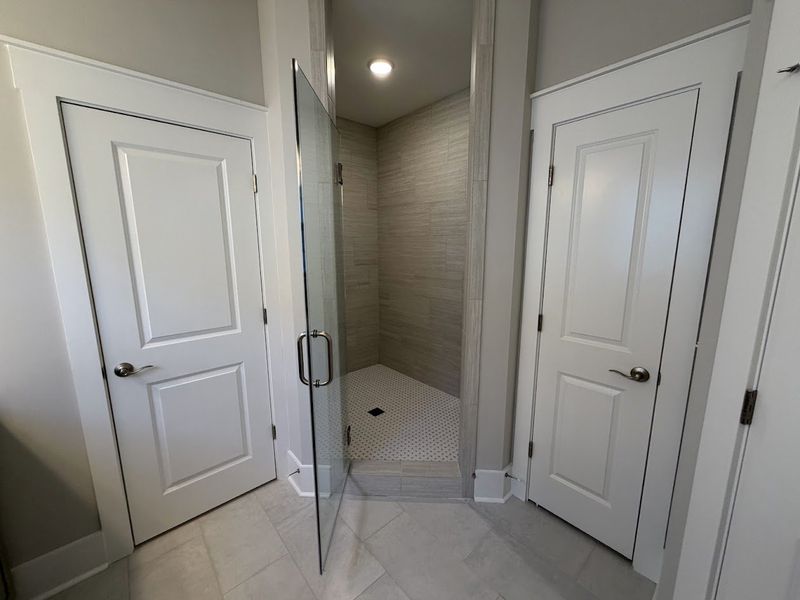 Furnished interior view inside a new home in Riverside Cove, Wilmington (Image 9).