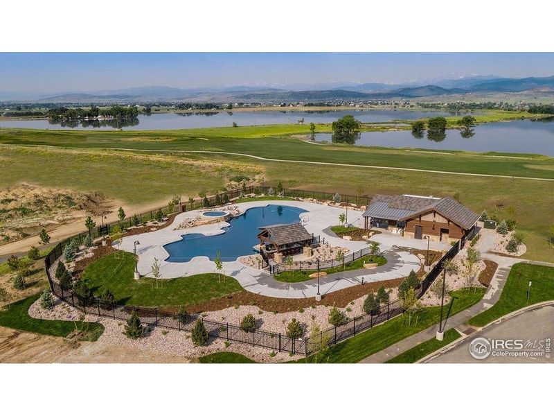 Community amenities in Vantage, Berthoud (Image 39).