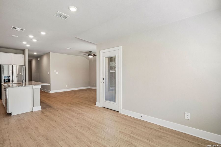 Spacious, unfurnished interior of a new home in Stetson Ridge, Marion (Image 20).
