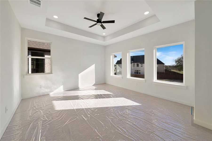 Spacious, unfurnished interior of a new home in , Garland (Image 29).