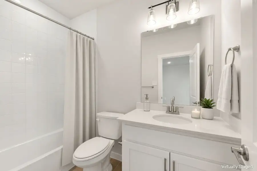 Furnished interior view inside a new home in Cottonwood Creek, Rowlett (Image 35).